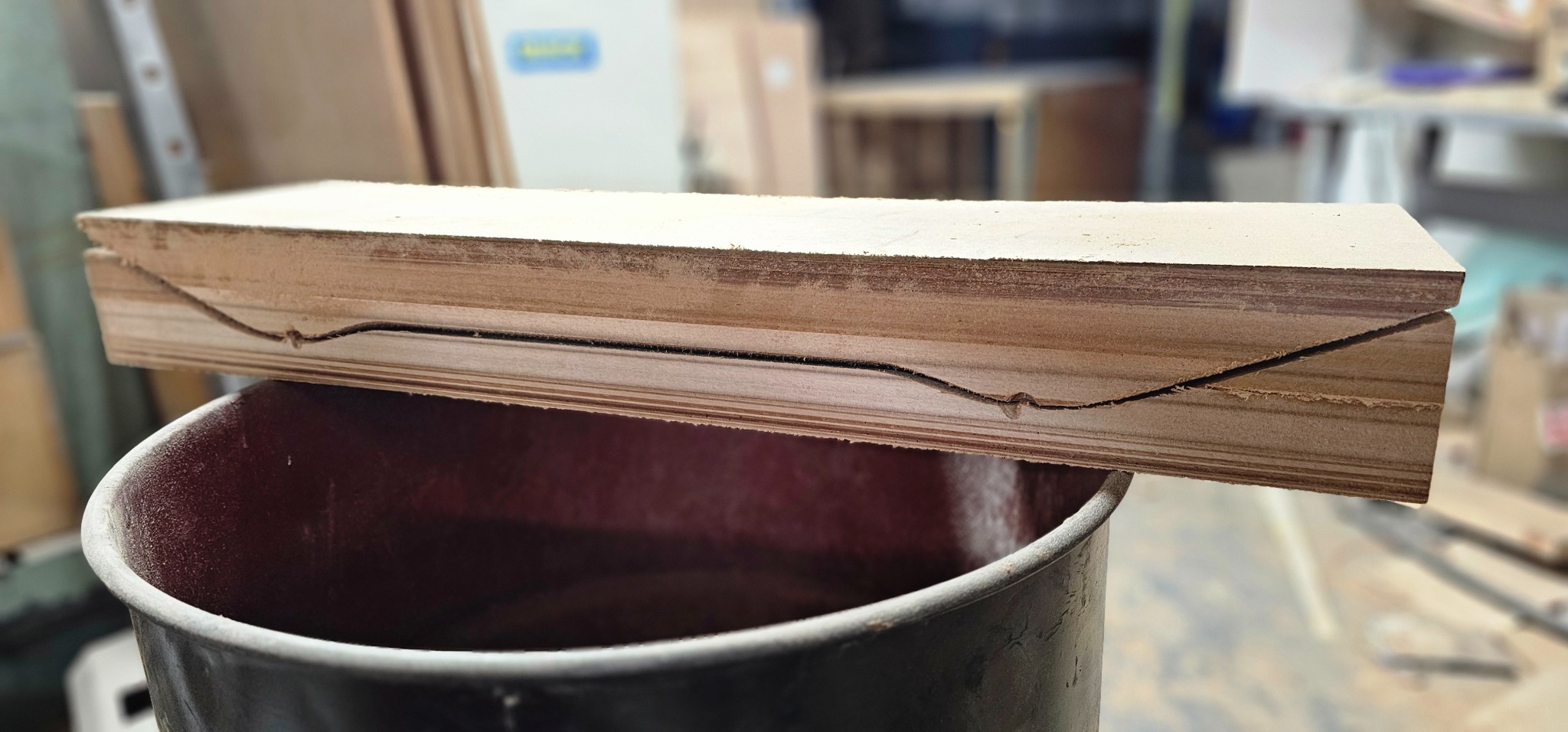 Machined concave and pocket detail on skateboard mold